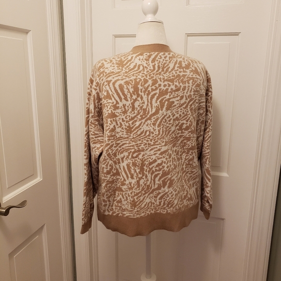 Simply Vera Vera Wang XLarge Dropped Shoulder Button Up Pattern Cardigan, Casual - Picture 5 of 8